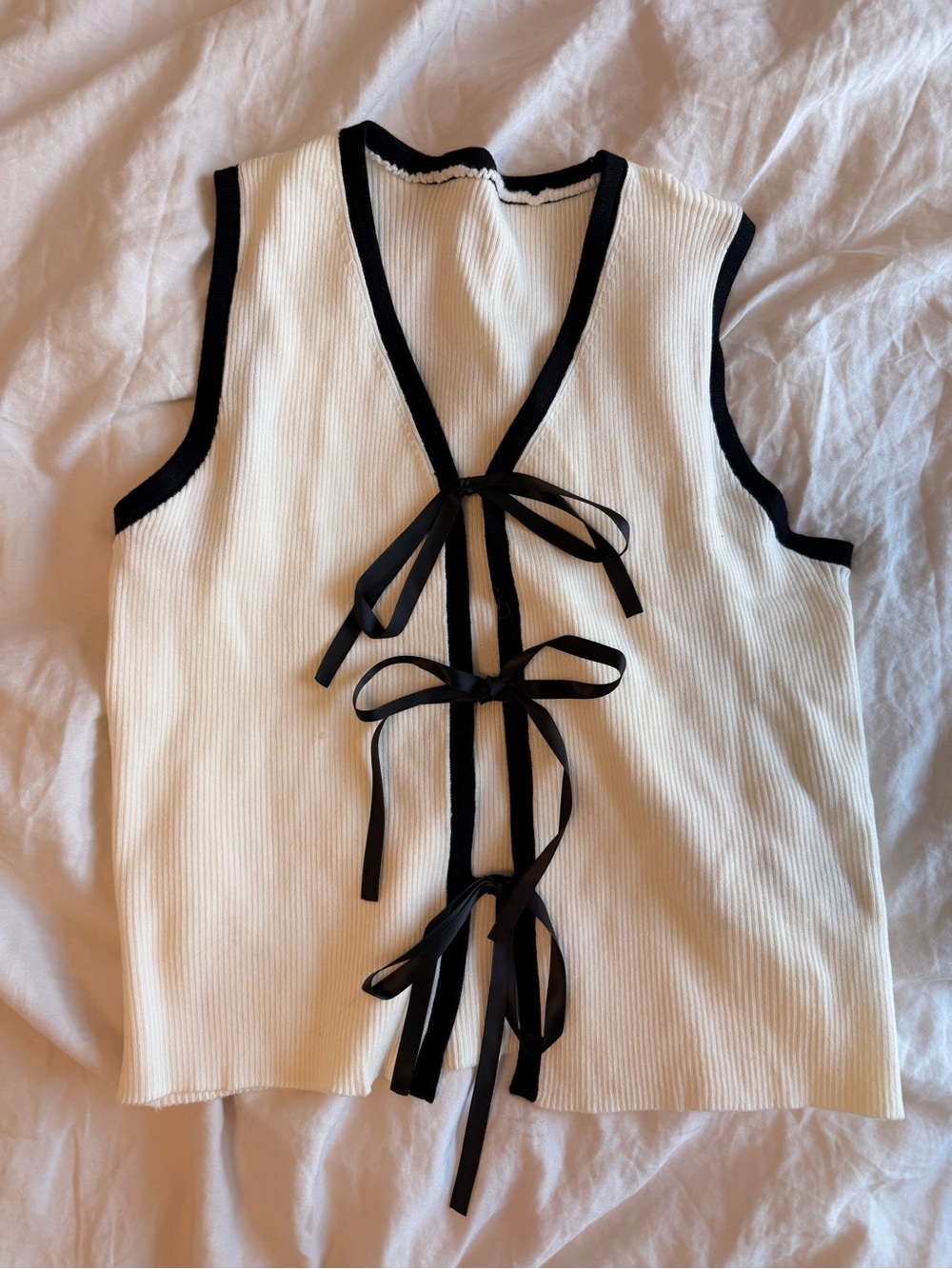Sleeveless White Ribbed Tie-Front Top with Black Trim